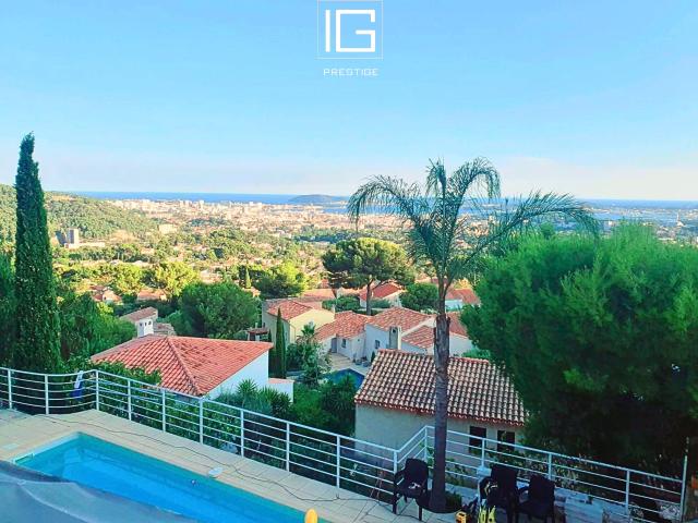 Maison 10 pièces 311 m²