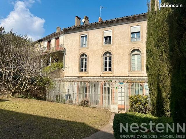 Maison 10 pièces 312 m²