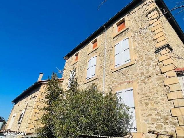 Maison 10 pièces 312 m²