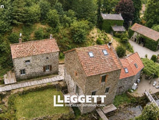 Maison 10 pièces 312 m²