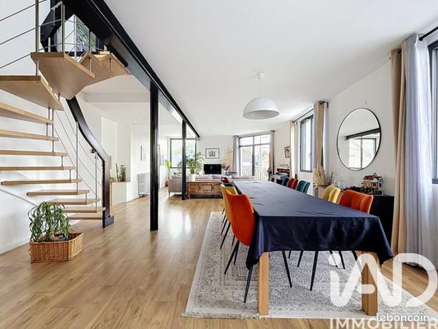 Maison 10 pièces 312 m²