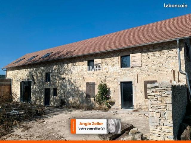 Maison 10 pièces 314 m²