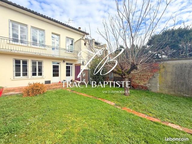 Maison 10 pièces 316 m²