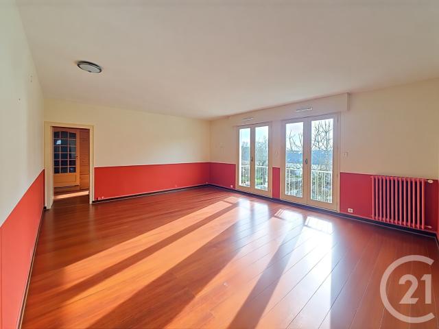 Maison 10 pièces 318 m²