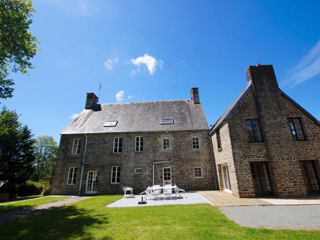Maison 10 pièces 320 m²