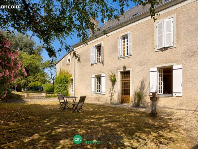 Maison 10 pièces 321 m²