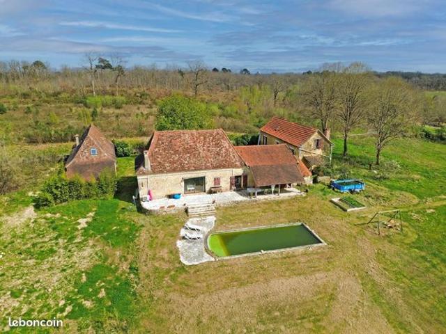 Maison 10 pièces 324 m²