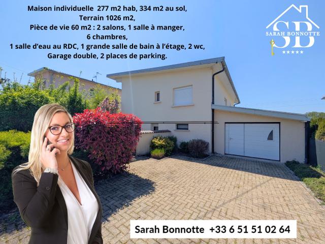 Maison 10 pièces 334 m²