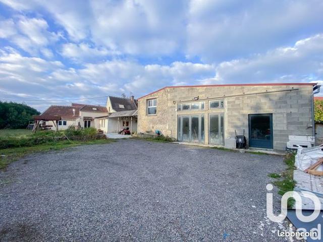 Maison 10 pièces 446 m²