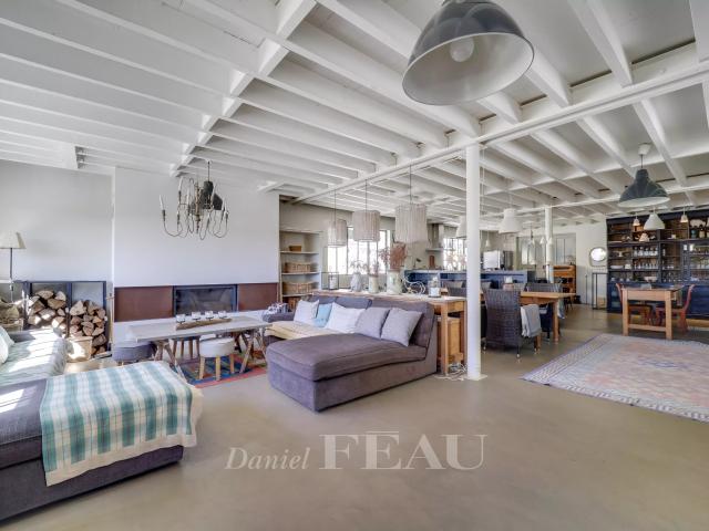 Maison 10 pièces 452 m²