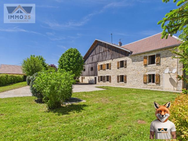 Maison 10 pièces 465 m²