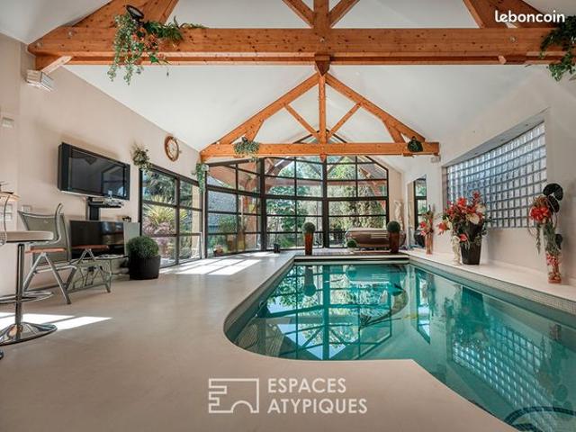 Maison 10 pièces 482 m²