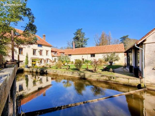 Maison 10 pièces 491 m²