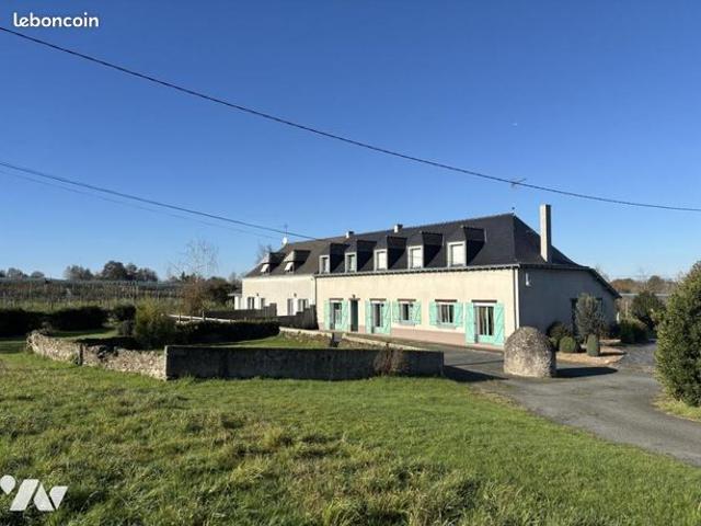 Maison 10 pièces 400 m²