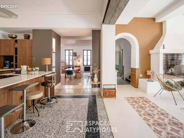 Maison 10 pièces 400 m²