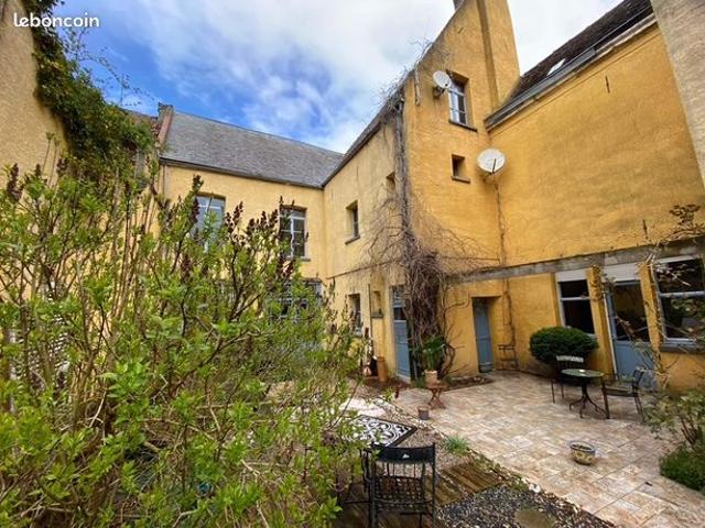 Maison 10 pièces 410 m²