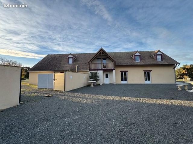 Maison 10 pièces 429 m²