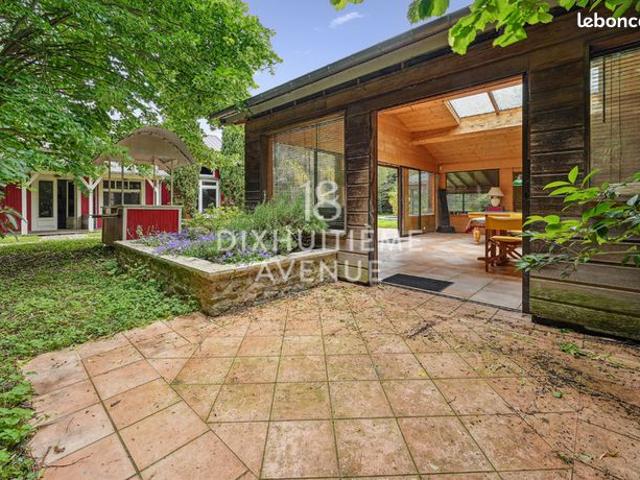 Maison 10 pièces 430 m²