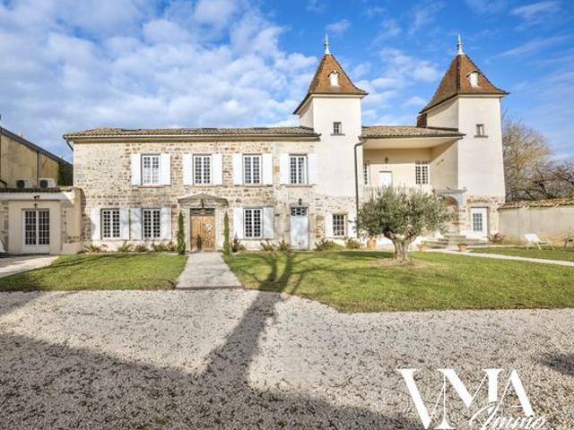 Maison 10 pièces 500 m²
