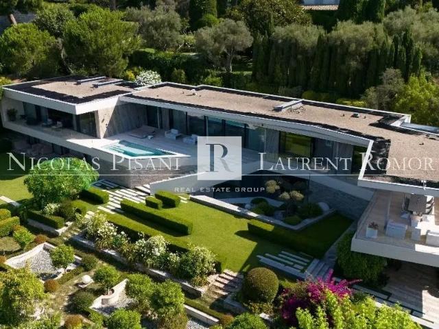 Maison 10 pièces 625 m²