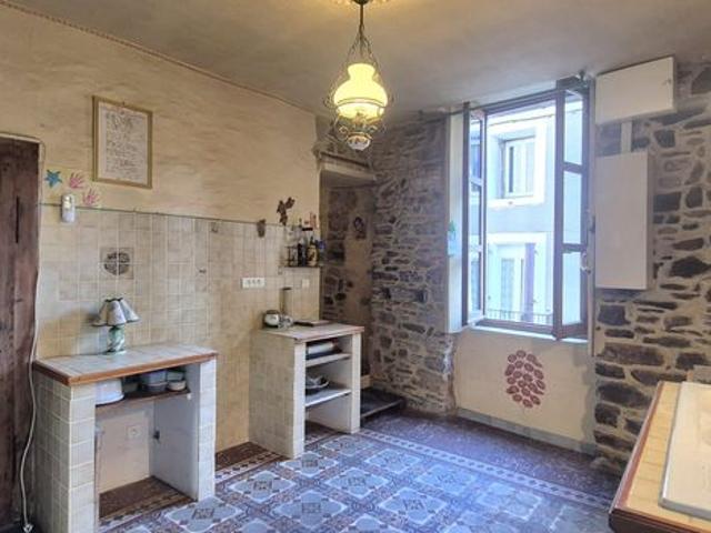 Maison 10 pièces 82 m²