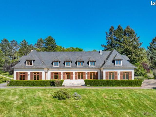 Maison | 10p | 7ch | 5 salles d'eaux |400 m² | Amilly | Piscine