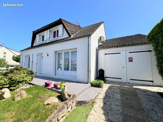Maison 116 m2 habitable et 200 m2 surface utile