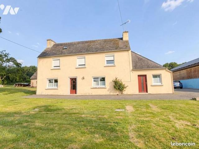 Maison 117 m² ST MARTIN DES CHAMPS