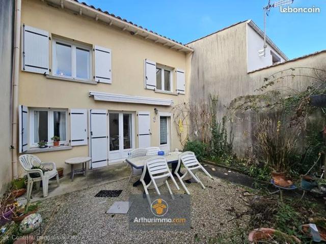 Maison 119 m² La Grève sur Mignon