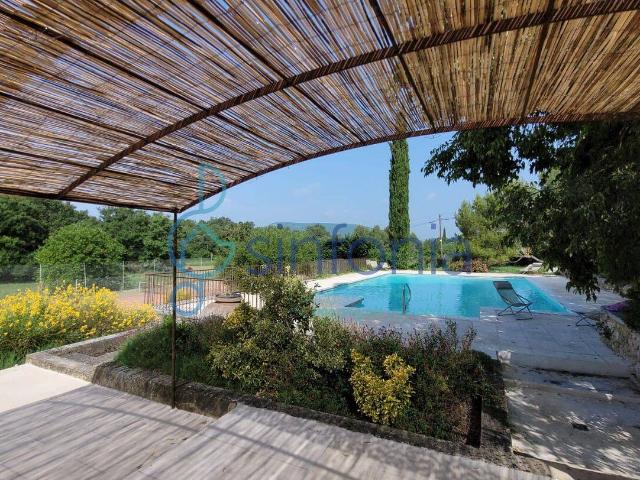 Maison 110 m2 Uzes