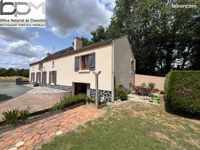 Maison 111 m² Chemillé en Anjou