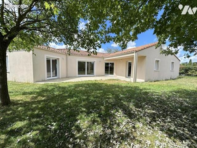 Maison 111 m² ST GEORGES DE MONTAIGU