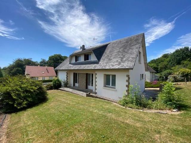Maison 112 m², 3 chs, terrain de 884 m², Flers
