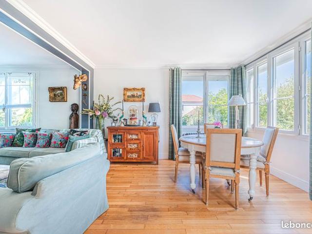 Maison 112 m² 5 pièces Jardin Garage Bailly Romainvilliers