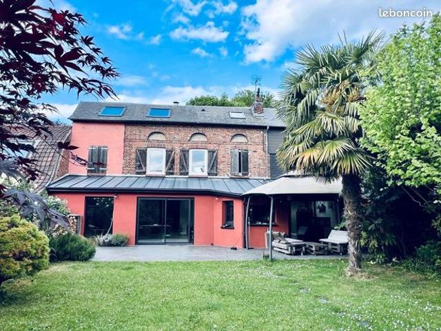 Maison 6 pièces 136 m²