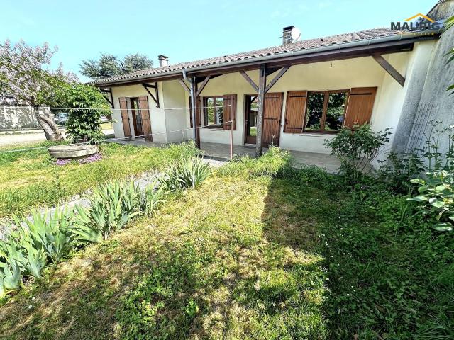 MAISON 113m2 JARDIN ET DEUX GARAGES PROCHE CENTRE VILLE DE MARMANDE 47200