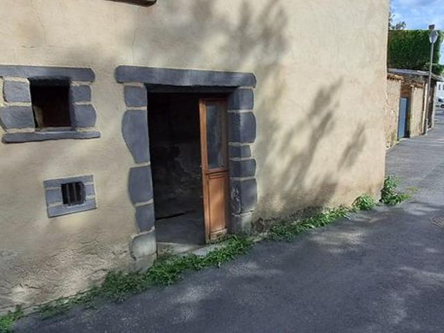 Maison 11 m² Billom