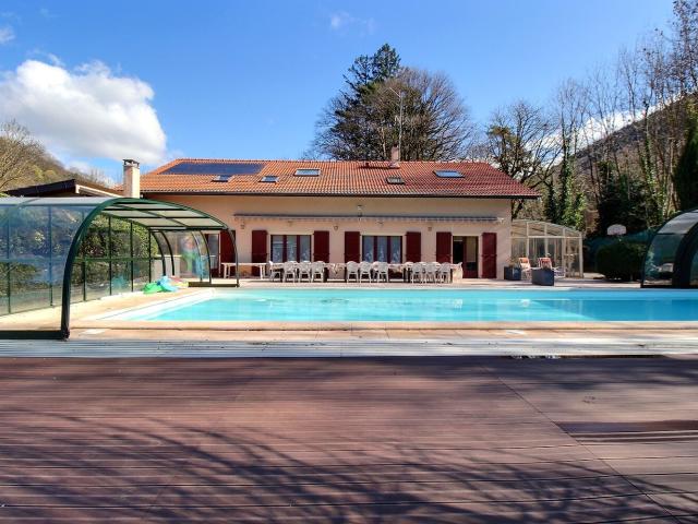 Maison 11 pièce s 313 m2