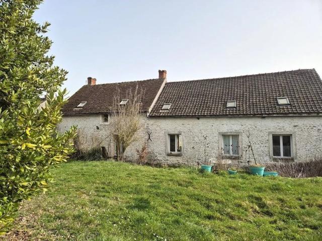 Maison 11 pièces avec terrain