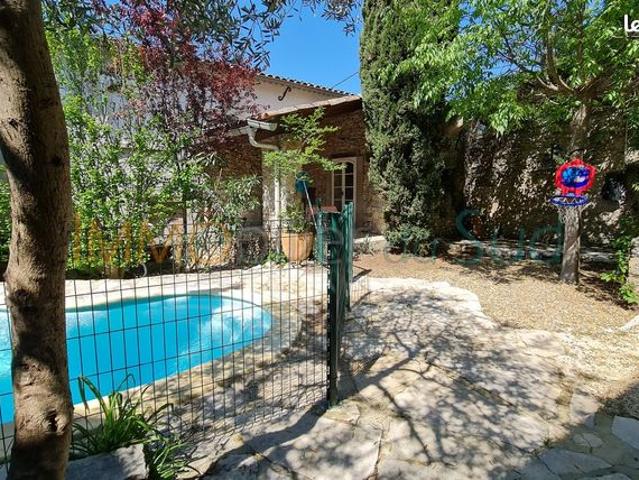 Maison 11 pièces 157 m²