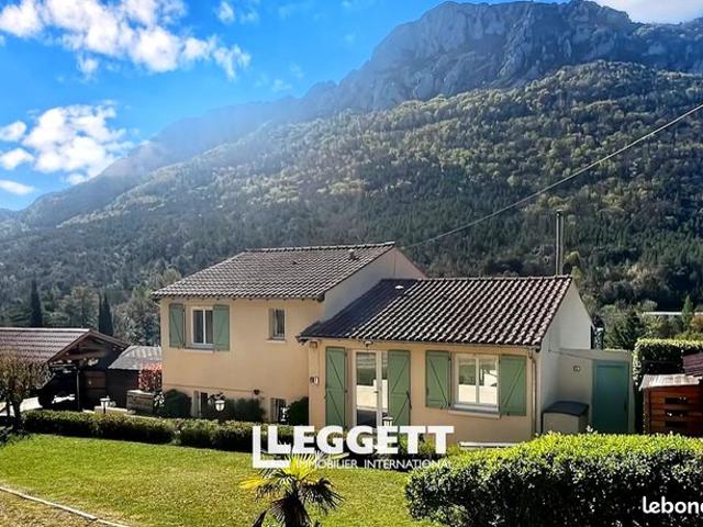 Maison 11 pièces 160 m²