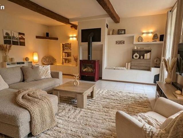 Maison 11 pièces 161 m²