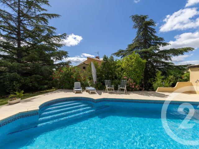 Maison 11 pièces 162 m²