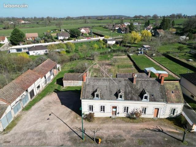 Maison 11 pièces 173 m²