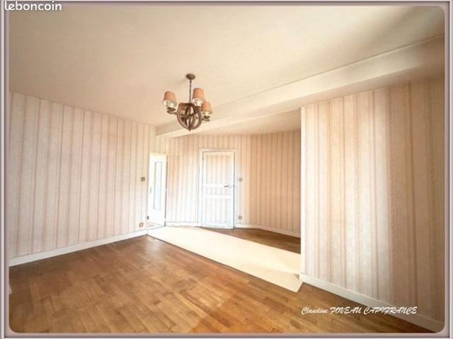 Maison 11 pièces 173 m²