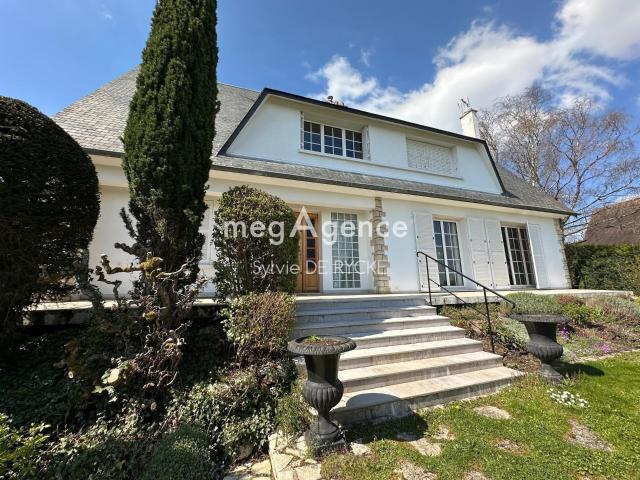 Maison 11 pièces 190 m²