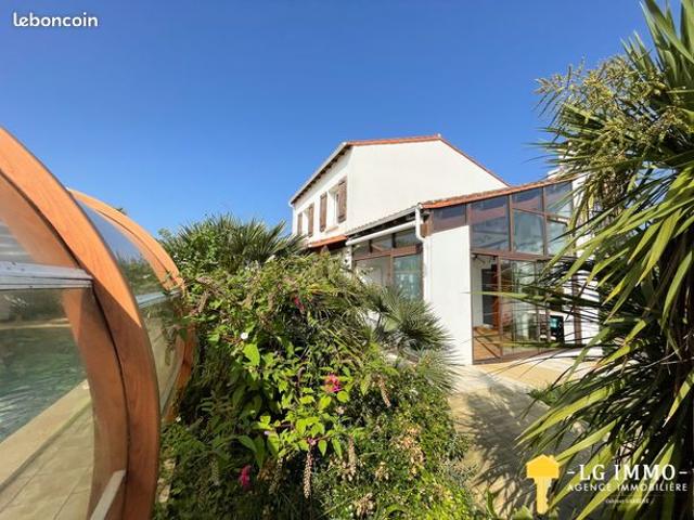 Maison 11 pièces 190 m²