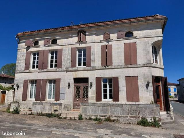 Maison 11 pièces 191 m²