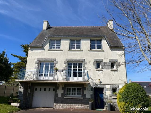Maison 11 pièces 198 m²