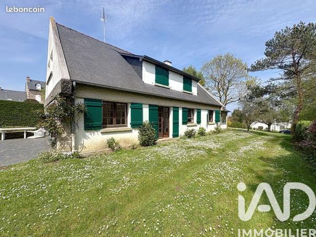 Maison 11 pièces 199 m²